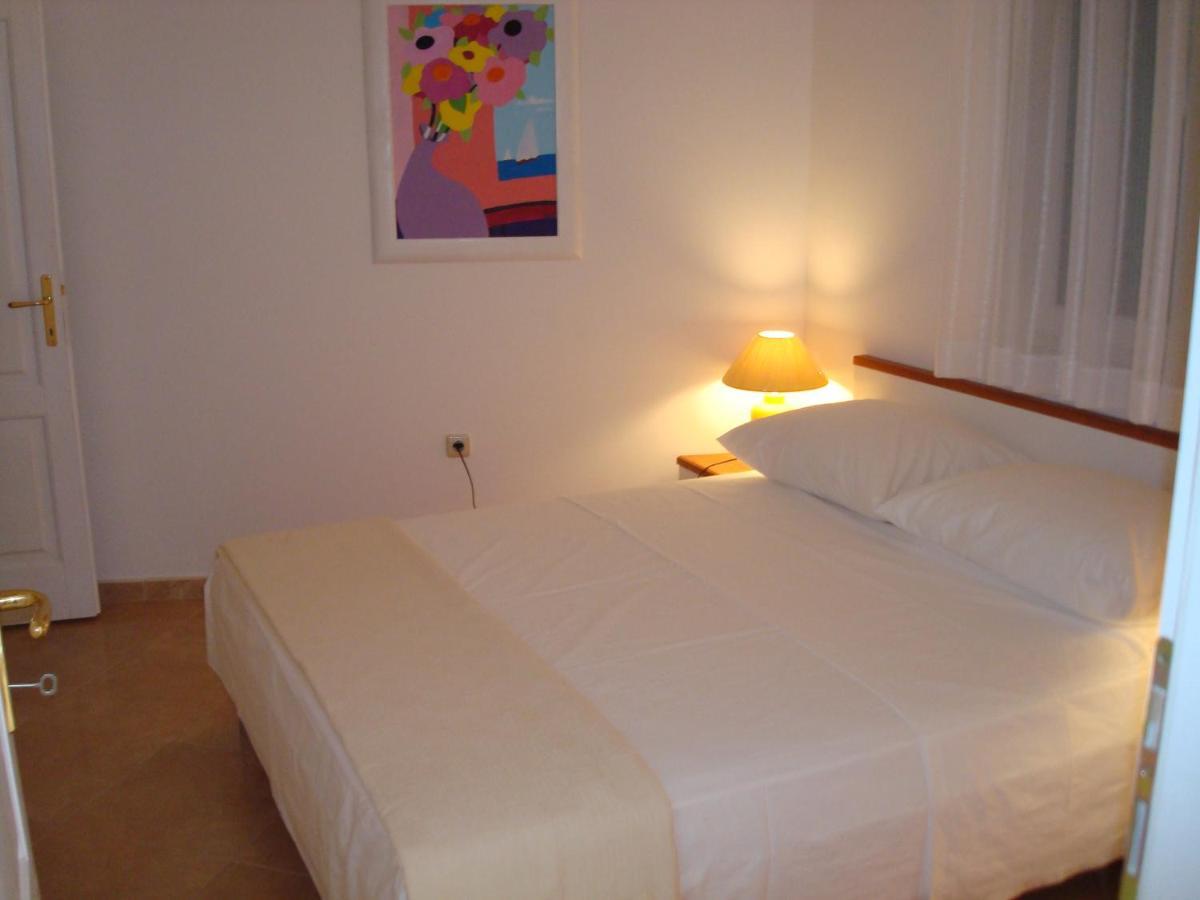 St. Peter Villas Krucica  外观 照片