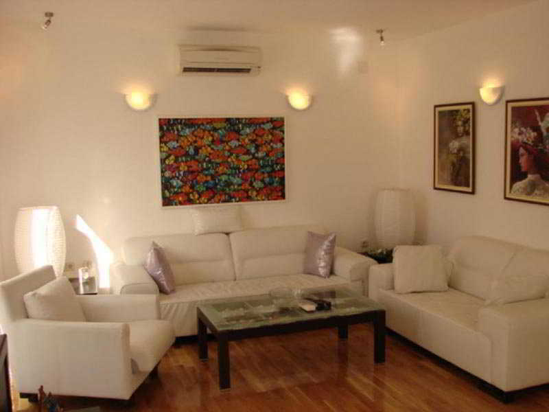 St. Peter Villas Krucica  外观 照片
