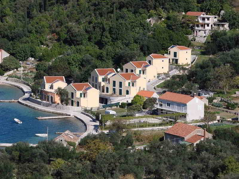 St. Peter Villas Krucica  外观 照片