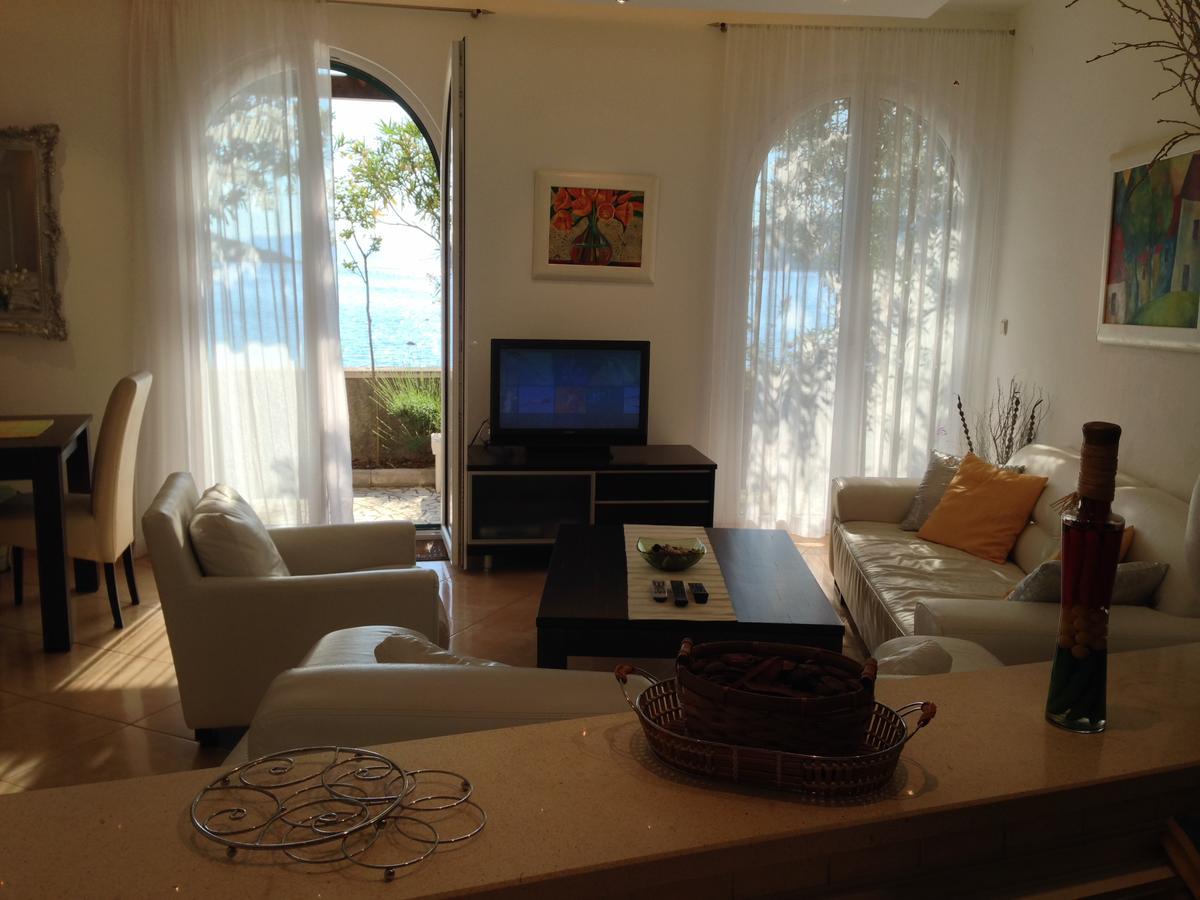 St. Peter Villas Krucica  外观 照片